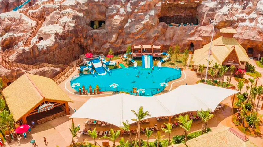 海南?；◢u水上王國(guó)仿真茅草瓦案例